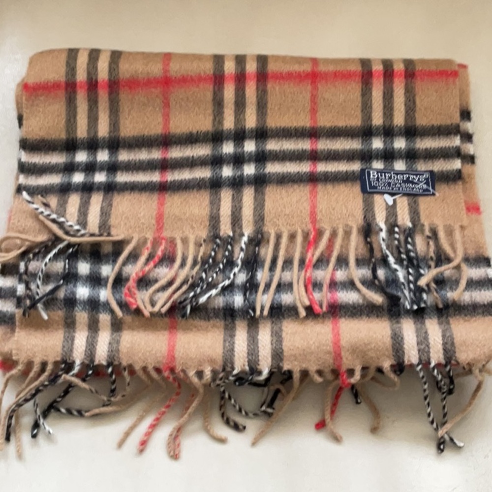 Burberrys Tan Vintage Check Scarf with Red and Black Accents - Picture 2 of 3